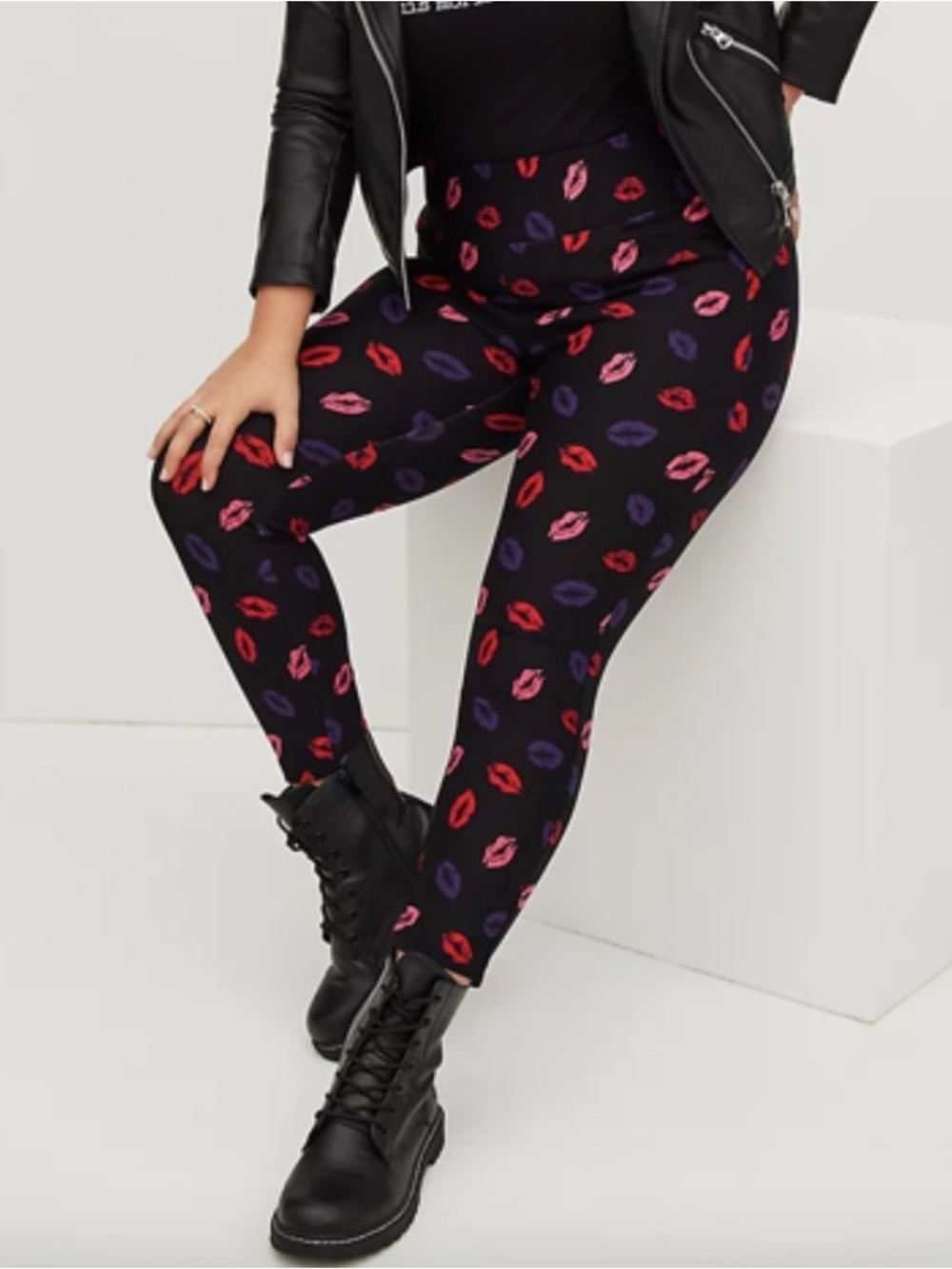 Torrid Pixie Skinny Studio Luxe Ponte High Rise Lips Leggings 1X
